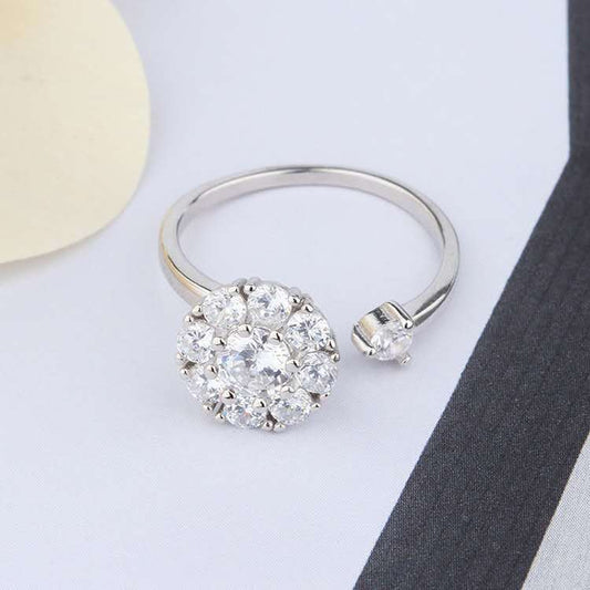 Beautiful Moving Head Ring for Women/Girls